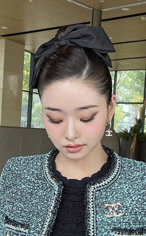 Song Jia Hairstyles, Elegant Black Hairstyles, Κούρεμα Bob, Song Jia, Birthday Hairstyles, Easy Bun Hairstyles, Fishtail Braid, Slicked Back Hair, Trendy Hair Color