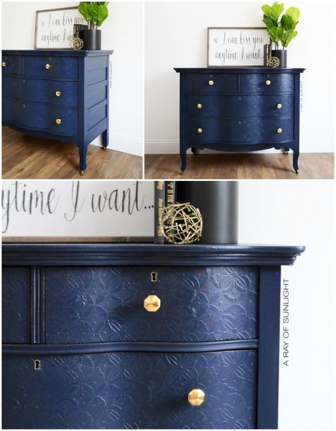 Navy Sideboard, Blue Dressers, Navy Dresser, Drawers Diy, Navy Furniture, Painted China Cabinets, Distressed Furniture Painting, Blue Painted Furniture, Dresser Painted