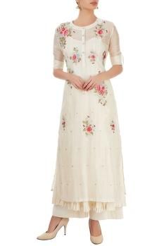 Latest Kurta Designs, Women Kurti, Indian Kurti Designs, Kurti Patterns, Salwar Designs, Long Kurti Designs, Kurta Neck Design, Women Kurta, Dress Drape