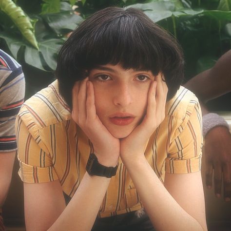 mike wheeler - finn wolfhard | icon s3 Shows Like Stranger Things, Seth Rogan, Jason Segel, Mike Wheeler, Stranger Things Mike, Duffer Brothers, Finn Stranger Things, Freaks And Geeks, Stranger Things Season 3