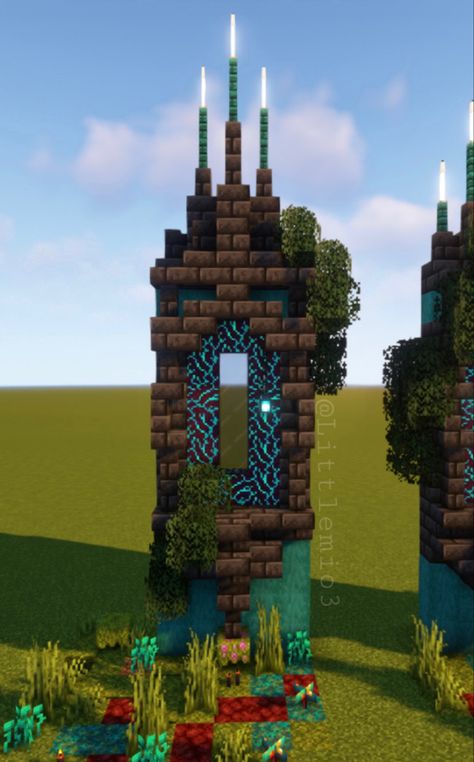 Minecraft Pasta, Castle Window, Minecraft Theme, School Book Covers, Gothic Windows, Minecraft Castle, Minecraft Medieval, Minecraft Tips, Minecraft Inspo