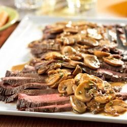 Steak With Mushroom Sauce, Steak With Mushrooms, Mushroom Sauce Steak, Ways To Cook Steak, Beef Flank Steak, Mushroom Sauce Recipe, Flank Steak Recipes, London Broil, Steak And Mushrooms