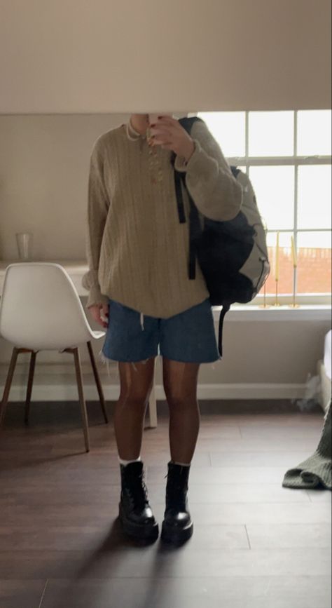 Winter Outfits With Shorts And Tights, Big Sweater And Shorts Outfit, Baggy Shorts With Tights, Grandpa Sweater And Tights, Jean Shorts Winter Outfit, Denim Shorts Winter Outfit, Denim Shorts Outfit Winter, Denim Shorts Outfit Baddie, Fall Outfit With Shorts