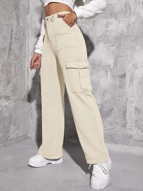 KESH115 VAC26 SINGLES AVAILABLE Bottom Wear: Women's Cargo Fake Pocket Jeans Pattern: Fake Pocket Jeans Fabric: Denim (Non-Stretchable) Color: Cream Size: 26, 28, 30, 32, 34 Length: 40 inches Weight 650gm Black Fashion Aesthetic, Slim Fit Ripped Jeans, Jeans Pattern, Popular Jeans, Wide Legged Jeans, Low Waisted Jeans, Women Cargo Pants, Types Of Jeans, Pieces Of Clothing