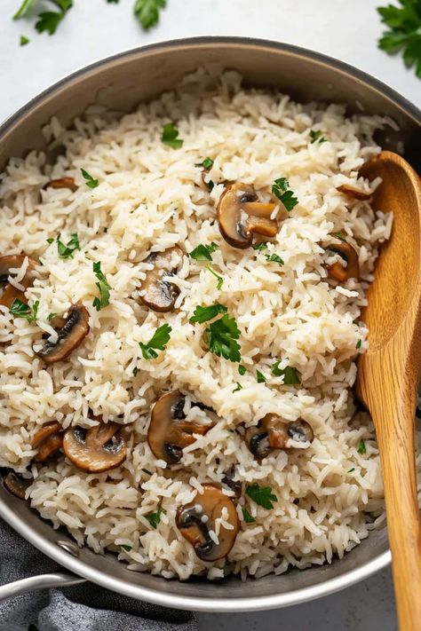 Mushroom Rice - Insanely Good Savoury Rice Recipe, Mushroom Rice Recipes, Mushroom Side Dishes, Slow Cooker Chicken Curry, Savory Rice, Mushroom Rice, Shitake Mushroom, Minute Rice, Rice Recipes For Dinner