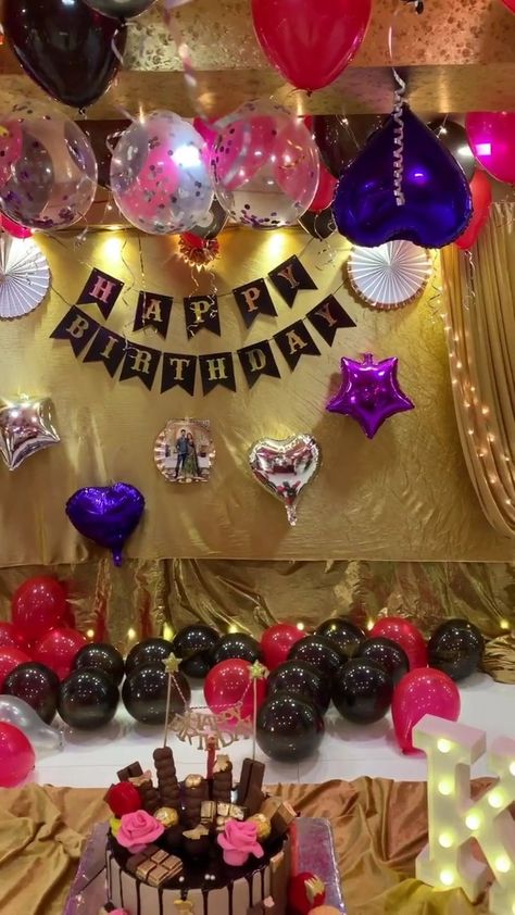 Birthday Party Snapchat Story, Birthday Celebration Snapchat Story, Birthday Celebration Snap, Birthday Gifts Snapchat Story, Gifts Snapchat Story, Birthday Celebration Aesthetic, Birthday Party Snap, Photography Hairstyles, Random Snaps