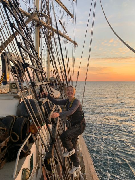 Sailing Ship Aesthetic, Sailing The World, Sailing Astetic, Sailors Aesthetic, Big Sailboat, Sailor Aesthetic, Sailing Aesthetic, Summer Sailing, Sailing Life