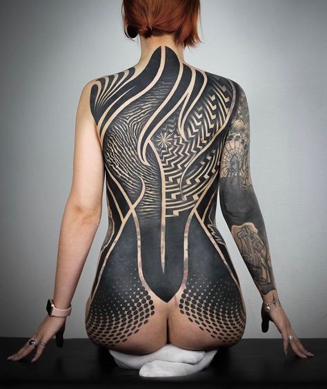 Geometrical Tattoo, Tattoed Women, Ornamental Tattoo, Tattoo Life, Tattoos Gallery, Back Tattoos, Tattoo Idea, Back Tattoo, Body Suit