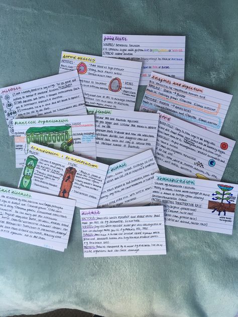 Flash Cards Study, Gcse Biology, Study Cards, Study Flashcards, School Organization Notes, Biology Notes, Study Organization, Study Methods, Studying Life