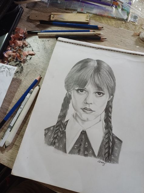 #wednesdayaddams #wednesday #charcoaldrawing #drawing Wednesday Drawing Sketch, Wednesday Sketches, Wednesday Drawing, Wednesday Sketch, Drawing Competition, Meaningful Drawings, Portraiture Drawing, Outline Drawings, Wednesday Addams