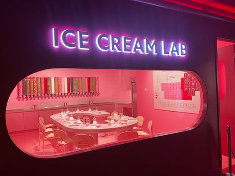 The Museum of Ice Cream | Classic Chicago Magazine Ice Cream Lab, Ice Cream Museum, Mini Putt, Museum Of Ice Cream, Chicago Things To Do, Museum Guide, Cream Room, Chicago Magazine, Make Ice Cream