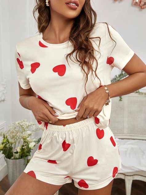 Ensemble de pyjama short & t-shirt à imprimé cœur | Mode en ligne | SHEIN FRANCE Cute Pyjama, Pijamas Women, Tee Shorts, Short Pj Set, Cute Pajamas, Short T Shirt, Stretch Top, Print Pajamas, Sleepwear & Loungewear