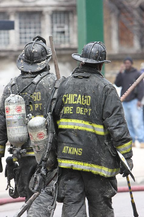 Working Fire 4509 S. Michigan Avenue April 19, 2008 - NORDFIREPHOTOS Station Photography, Michigan Avenue, Fire Apparatus, Chicago Fire, Fire Station, April 19, Milwaukee, Michigan, Pop Up