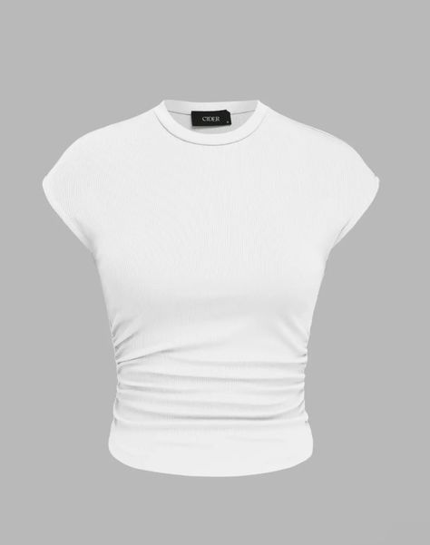 White Shirt Png, White Compression Shirt, Confident Outfit, Crop Top Blanc, Clothing Templates, Gymwear Outfits, Effortlessly Chic Outfits, Basic Outfits, White Crop