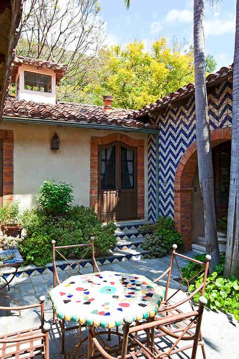 Awesome Chevron pattern tiles on an outside wall! Chevron Tiles, Spanish Haciendas, Pavilion House, The Passion Of The Christ, House California, House In Malibu, Passion Of The Christ, Mexican Interior Design, Mission Style Homes