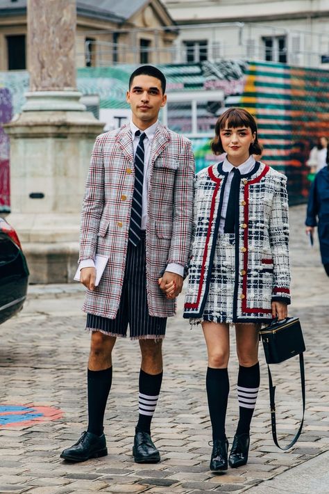 Tweed Summer Party Dress, Tweed Fall 2023, Luxury Spring Tweed Dress, Luxury Tweed Double-breasted Outerwear, Chanel Tweed Dress 2021, 2020 Street Style, Estilo Preppy, Matching Couple Outfits, Maisie Williams