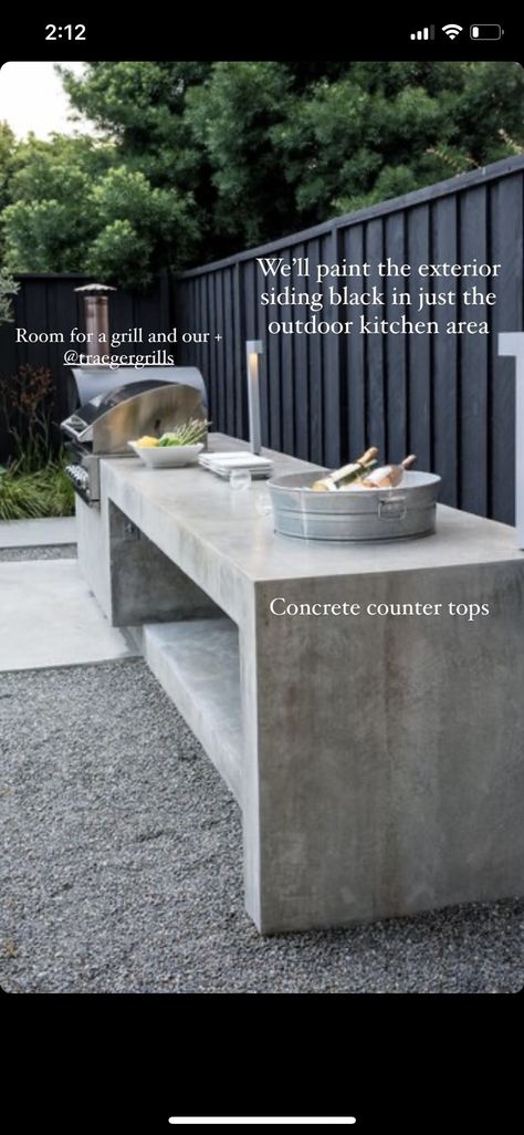 Minimal Outdoor Kitchen, Built In Barbeque Ideas Outdoor Living, Bbq Patio Area, Cement Bbq Outdoor Kitchens, Plaster Outdoor Kitchen, Marble Outdoor Kitchen, Built In Barbeque Ideas, Concrete Grill Area, White Concrete Outdoor Kitchen