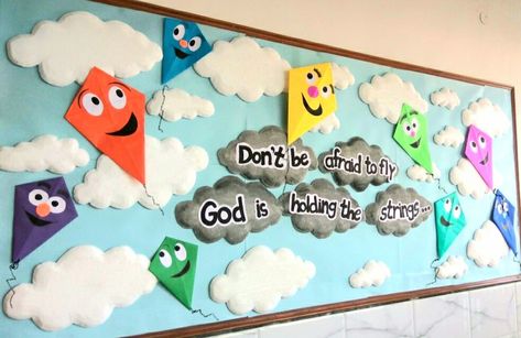 Kite Classroom Decoration, Biblical Bulletin Board Ideas, Soft Board Border Ideas For School, Classroom Ceiling Decorations, Preschool Classroom Themes, Soft Board Decoration, Bulletin Borders, Soft Board, School Art Activities