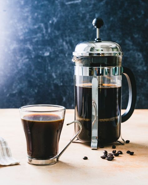 Espresso In French Press, French Press Espresso At Home, Espresso At Home No Machine, French Press Iced Coffee, Coffee Ratio, Best French Press Coffee, Best French Press, Espresso Drink, Coffee Creations