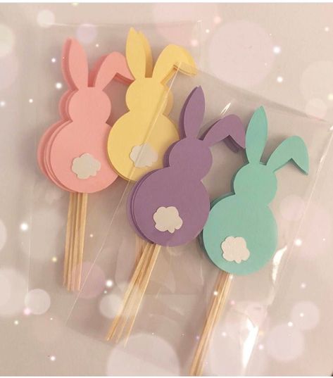 Oster Dekor, Bunny Cupcake, Easter Birthday Party, Easter Bunny Cupcakes, Bunny Birthday Party, Bunny Cupcakes, Cupcake Decor, Bunny Party, Easter Tree Decorations