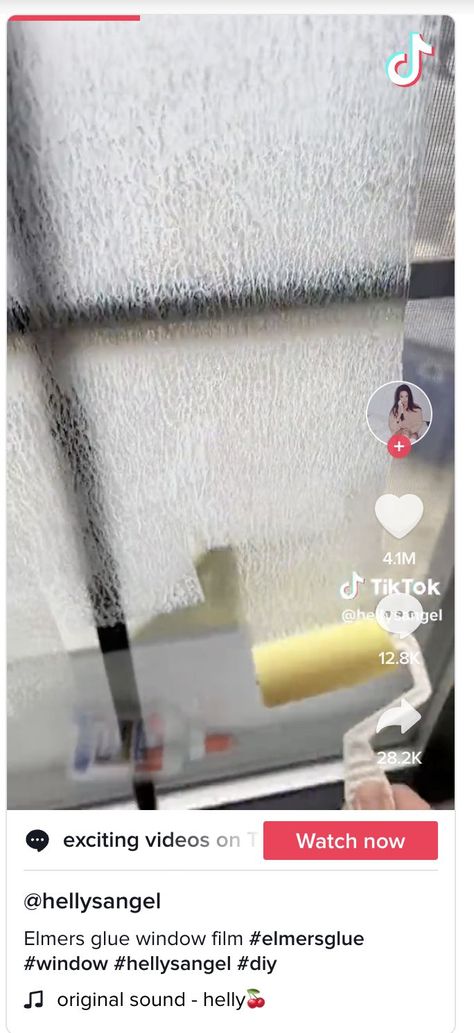 Diy Privacy Glass Window, Frosted Window Diy, Diy Frosted Glass Window, Frosted Glass Diy, Diy Frosting, Wednesday Addams Dance, Diy Tiktok, Curtain Alternatives, Cheap Windows