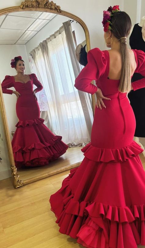 Flamenco Style Dress, Bohemian Chic Weddings, Best Friend Match, Flamingo Dress, Big Dresses, Flamenco Dress, Elegant Party Dresses, Skating Dresses, Dressy Outfits