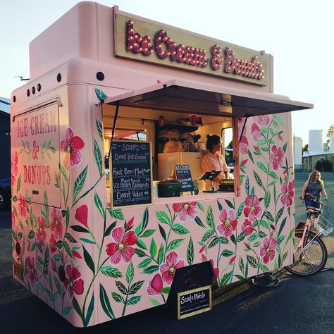 Friday night love happening right here 🍦💖🌸 #flowerpower🌸 #icecreamanddonuts . . . . . . . . . . #icecream #communityoflove… | Instagram Food Truck Lights, Girly Food Truck, Boho Food Truck, Ice Cream Trailer Ideas, Bakery Food Truck Ideas, Taco Truck Ideas, Food Truck Ideas Design Trailers, Pink Food Truck, Ice Cream Food Truck