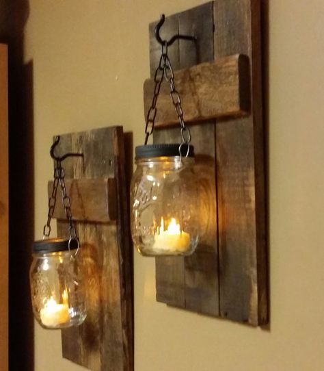 Rustic Wood Candle Holder Rustic Home  by TeesTransformations Rustic Wood Candle Holders, Diy Lampe, Rustic Lanterns, Rustic Candle Holders, Rustic Candles, Wood Candle Holders, Country Furniture, Wood Candles, Diy Lamp