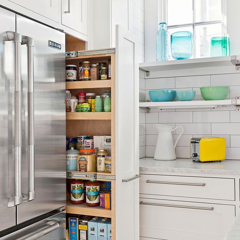 Kitchen Pantry Design Ideas, Pantry Design Ideas, Kitchen Pantry Ideas, Kitchen Storage Ideas, Declutter Kitchen, Kitchen Storage Space, Style Pantry, Sliding Shelves, Pantry Cupboard