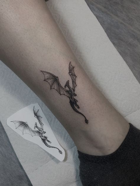 Dragon Tattoo Ankle, Small Dragon Tattoos, Tattoo Dotwork, Small Quote Tattoos, Dragon Tattoo For Women, Sketch Tattoo, Black Tattoo, Aesthetic Tattoo, Black Ink Tattoos