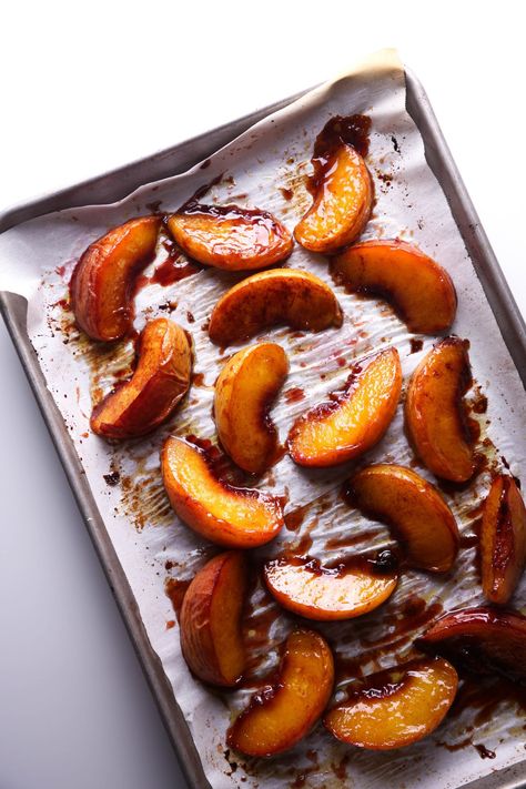 Roasted Peaches with Maple Syrup Peach Dish, Roasted Peaches, Spiced Peaches, Peach Dessert, Peach Desserts, Desserts Vegan, Slow Roast, Coconut Whipped Cream, Peach Recipe