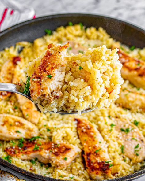 Chicken Tenderloins And Rice, Garlicky Chicken, White Rice Recipes, Cooking With White Wine, Chicken Tenderloin, Chicken Tenderloin Recipes, Recipe Using Chicken, Rice Casserole Recipes, Easy Rice Recipes