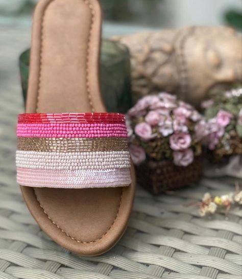 Work Slippers, Indian Shoes, Diy Sandals, Custom Painted Shoes, Diy Slippers, Beaded Shoes, Pretty Sandals, Beads Craft Jewelry, Womens Trendy Dresses