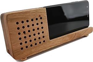 anti-plastic wooden phone amplifier Smartphone Speaker, Cell Phone Speakers, Phone Amplifier, Speaker Plans, Sound Amplifier, Speaker Amplifier, Cnc Design, Cell Phone Stand, Phone Speaker