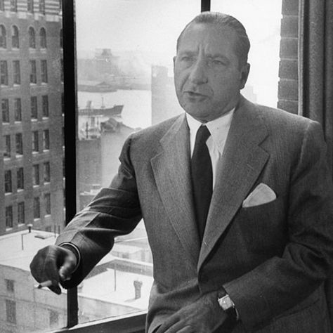 Frank Costello, Carlo Gambino, New York City Buildings, Italian Mafia, Female Poets, Mafia Gangster, Mafia Boss, Aesthetic Old, Bela Lugosi