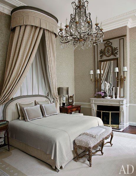 Glamourous Bedroom, French Country Bedrooms, French Bedroom, Paris Home, Ideas Hogar, Parisian Apartment, Traditional Bedroom, Dreamy Bedrooms, Elegant Bedroom