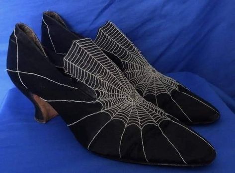 Spider Web Shoes, Spider Shoes, Flapper Shoes, Spiders Web, Cheap Boutique Clothing, Vintage Shoes Women, Vintage Spider, Combat Boots Style, Witching Hour