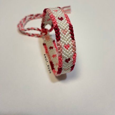 Normal pattern #159441 variation #332676 | BraceletBook Valentines Border, Knots Jewelry, Cool Friendship Bracelets, Crochet Bracelet Pattern, String Bracelet Patterns, Braided Bracelet Diy, Cute Friendship Bracelets, Macrame Bracelet Patterns, Cotton Bracelet