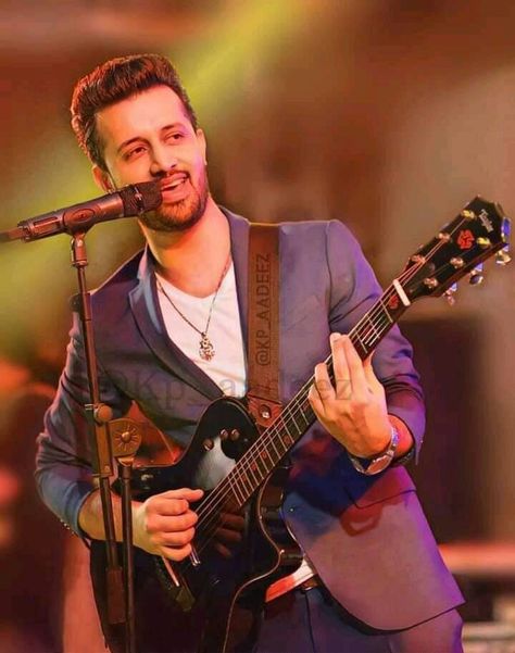 Atif Aslam Hd Photos, Niche Photography, Black Glitter Wallpapers, Glitter Wallpapers, Atif Aslam, Rumi Quotes, Instagram Frame, 4k Wallpaper, Draw On Photos