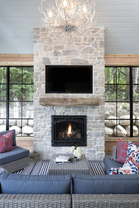 Lake House Interior Design, Modern Farmhouse Fireplace, Stone Fireplace Makeover, Stone Fireplace Surround, Natural Stone Fireplaces, Lake House Interior, Rock Fireplaces, Farmhouse Fireplace, Fireplace Remodel