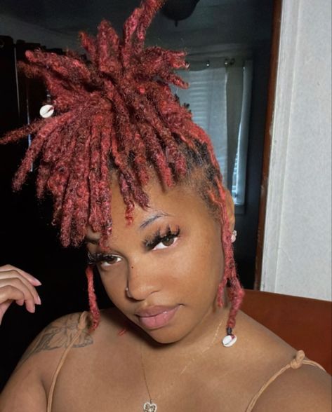 Woman Dreadlocks, Maroon Dreadlocks Black Women, Burgandy Locs On Black Women, Purple And Red Locs Black Women, Black Women Dreadlocks, Burgundy Locs, Red And Black Dreads Black Women, Burgundy Dreads, Pink Locs