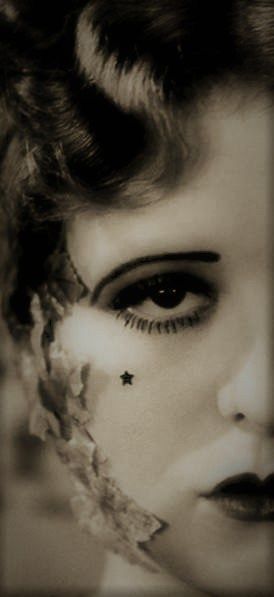 20s Flapper Aesthetic, Roaring Twenties Makeup, Flapper Girl Aesthetic, 20s Flapper Makeup, Vintage Circus Makeup, Beauty Mark Aesthetic, 1920s Flapper Makeup, The Roaring 20s Aesthetic, Flapper Girl Makeup