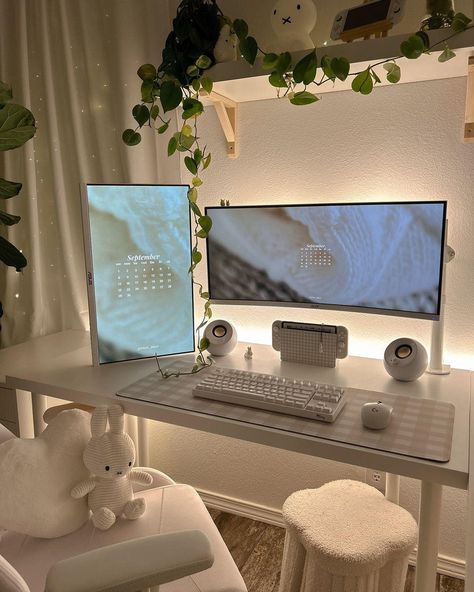 Dual Monitor White Elegance🔥 📸: @risascloud Step into the world of sleek and modern desk setups with our latest feature! Explore the productivity-enhancing designs of our community. 💻 @modtecups Disclaimer: We don’t own this content. The original owner(s) of this content is mentioned above. ___________ #modtecups #moderndesk #minimalistworkspace #aestheticdesign #sleekoffice #aestheticsetup #DIYprojects #homedecor #minimalism #deskgoals #desksetup #productivespaces #minimalsetup #... Ultra Wide Monitor Setup, Double Monitor Setup Home Office, Dual Monitor Desk Setup, White Pc Setup, Double Monitor Setup, Modern Desk Setup, Dual Setup, White Setup, Monitor Setup