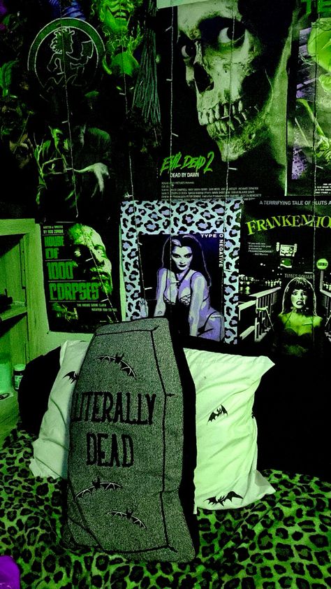 #goth #gothroom #horror #mallgoth #gothic #houseof1000corpses #evildead #typeonegative Dark Goth Bedroom Ideas, Goth Green Room, Aesthetic Goth Bedroom, Mall Goth Room Ideas, Metal Head Bedroom Aesthetic, Nature Goth Bedroom, Gothic Y2k Room, Simple Goth Bedroom Ideas, Dorm Room Goth