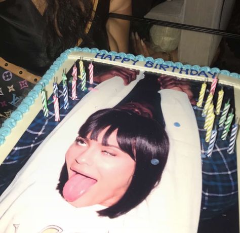 Kylie Jenner 19th Birthday, Kylie Jenner Birthday Cake, Kylie Jenner Boyfriend, Kylie Jenner Birthday, Kylie Jenner Fotos, Life Of Kylie, Kylie Birthday, Kylie Jenner Pictures, Kylie Baby