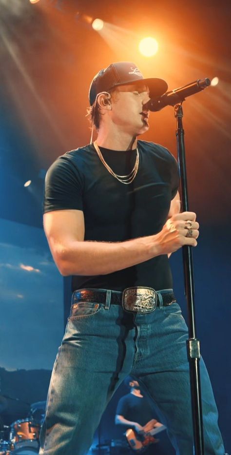 Kidd G Concert Outfit, Country Singers Aesthetic, Parker Mccollum Aesthetic, Parker Mccollum Wallpaper, Concert Outfit Ideas Dress, Cma Fest Outfit, Classic Cowboy Boots, Parker Mccollum, Stagecoach Outfit