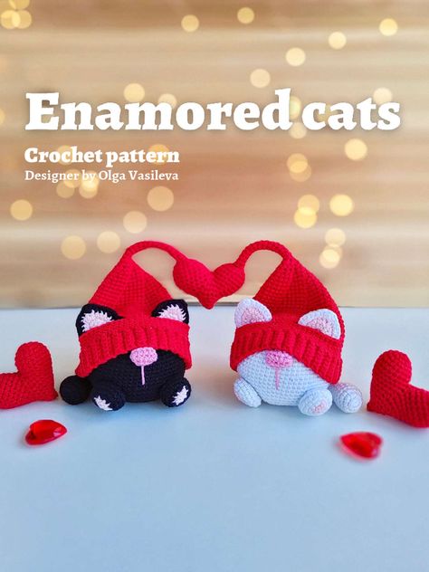 Valentine Crochet Patterns Free Projects, Christmas Cat Crochet, Valentines Crochet Patterns Free, Crochet Valentines, Crochet Cat Toys, Valentines Day Cat, Crochet Ornament Patterns, Crocheted Cat, Confection Au Crochet