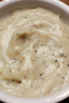 Creamy White Pepper Gravy from Scratch Pepper Gravy Recipe, White Pepper Gravy, White Gravy Recipe, Gravy From Scratch, The Chunky Chef, Pepper Gravy, Chunky Chef, White Gravy, Homemade Gravy