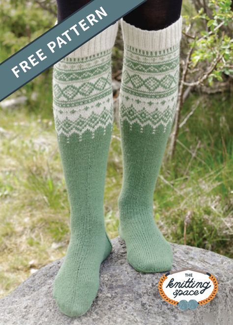 Keep your legs and feet warm by making this festive knee-length socks that make for an awesome handmade Christmas present for family and friends.| Discover over 3,500 free knitting patterns at theknittingspace.com #knitpatternsfree #christmasknittingpatterns #christmasknits #christmascrafts
#christmaseasthetic #christmasideas #DIY Two Needle Socks, Felted Slippers Pattern, Christmas Socks Pattern, Handmade Christmas Presents, Christmas Knitting Projects, Christmas Slippers, Christmas Knitting Patterns Free, Knitted Slippers Pattern, Knitting Basics