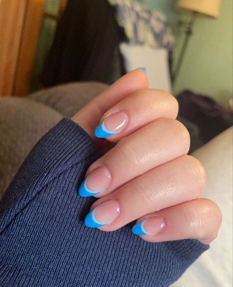 There's a new beauty trend taking over Instagram and it's absolutely stunning. Say hello to "quartz nails". Cute Nail French Tip Designs, Neon French Tip Nails With Design, Cute Color French Tip Nails, 2 Color French Tip Nails Almond, Summer Nails With Tips, Gradient Blue French Tip Nails, Florida Nail Ideas Simple, Spring Break French Tip Nails, Cute Gel Nails For Summer French Tips